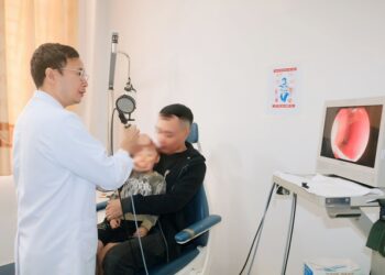 Răng mọc lạc chỗ có dấu hiệu gì?