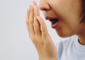 Vệ sinh răng miệng kém có tăng nguy cơ ung thư vòm họng?